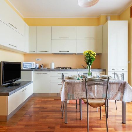 Savona District Terrace Flat Lägenhet Milano Exteriör bild