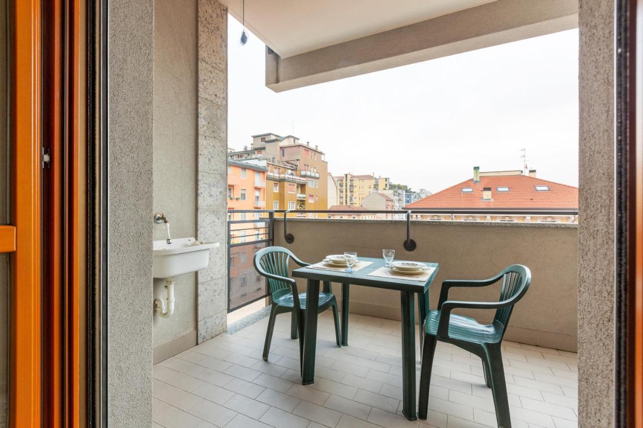 Savona District Terrace Flat Lägenhet Milano Exteriör bild